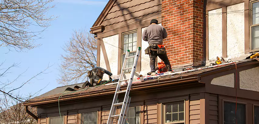 Roof Siding Trim Repair in Bloomington