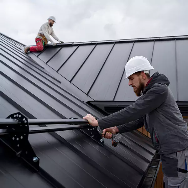 Why Bloomington Property Owners Choose Bloomington Roofing Pro for Metal Roof Repair?
