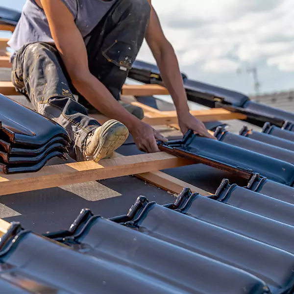 Why Bloomington Homeowners Choose Bloomington Roofing Pro for Roof and Gutter Repair?