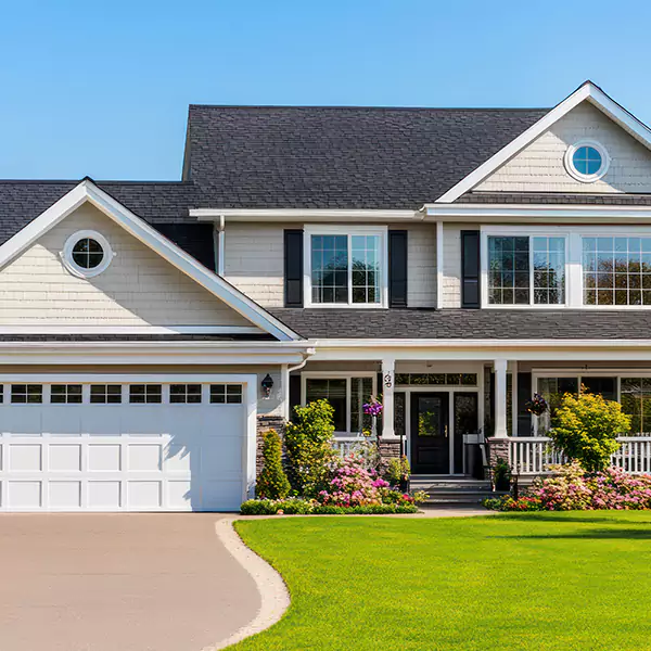 Why Bloomington Homeowners Choose Bloomington Roofing Pro for Roofing and Siding?