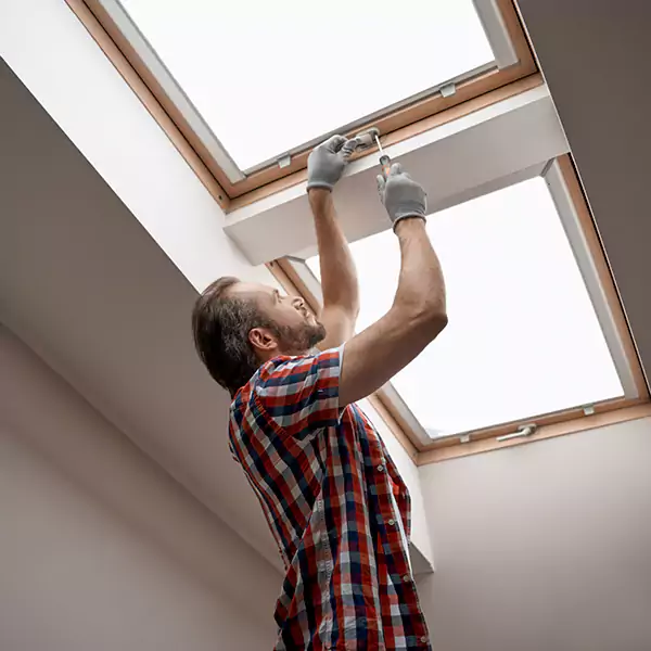 Why Bloomington, IL Homeowners Choose Bloomington Roofing Pro for Skylight Repair?